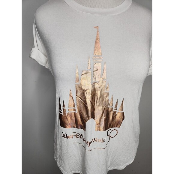 New NWT Walt Disney World Parks 50th Anniversary Castle T-Shirt Women’s L - Picture 2 of 10